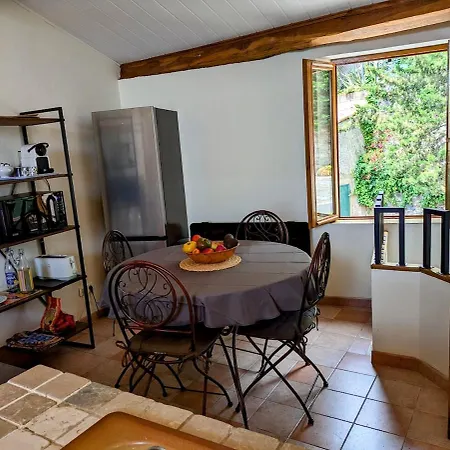 Village House, Sea View Cogolin