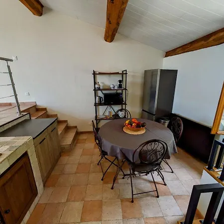Semesterbostad Village House, Sea View Cogolin